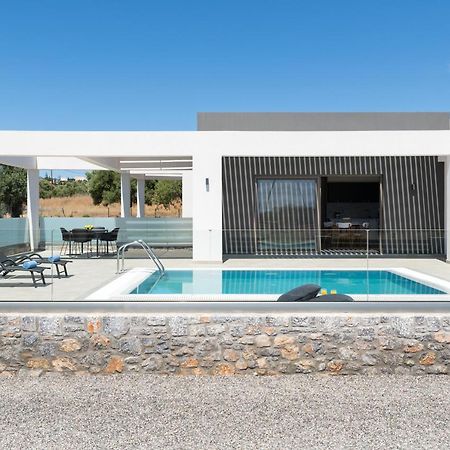 Armonia Suites Gennadi Luaran gambar