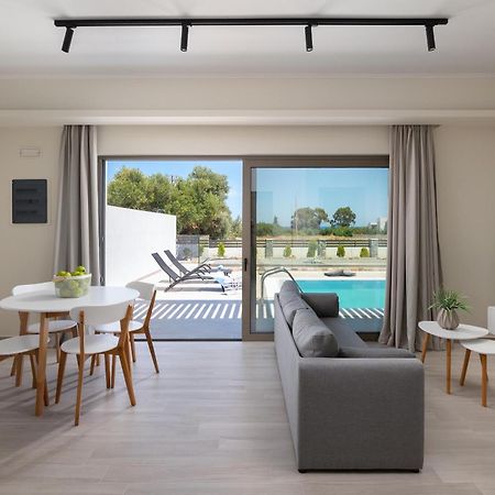 Armonia Suites Gennadi Luaran gambar