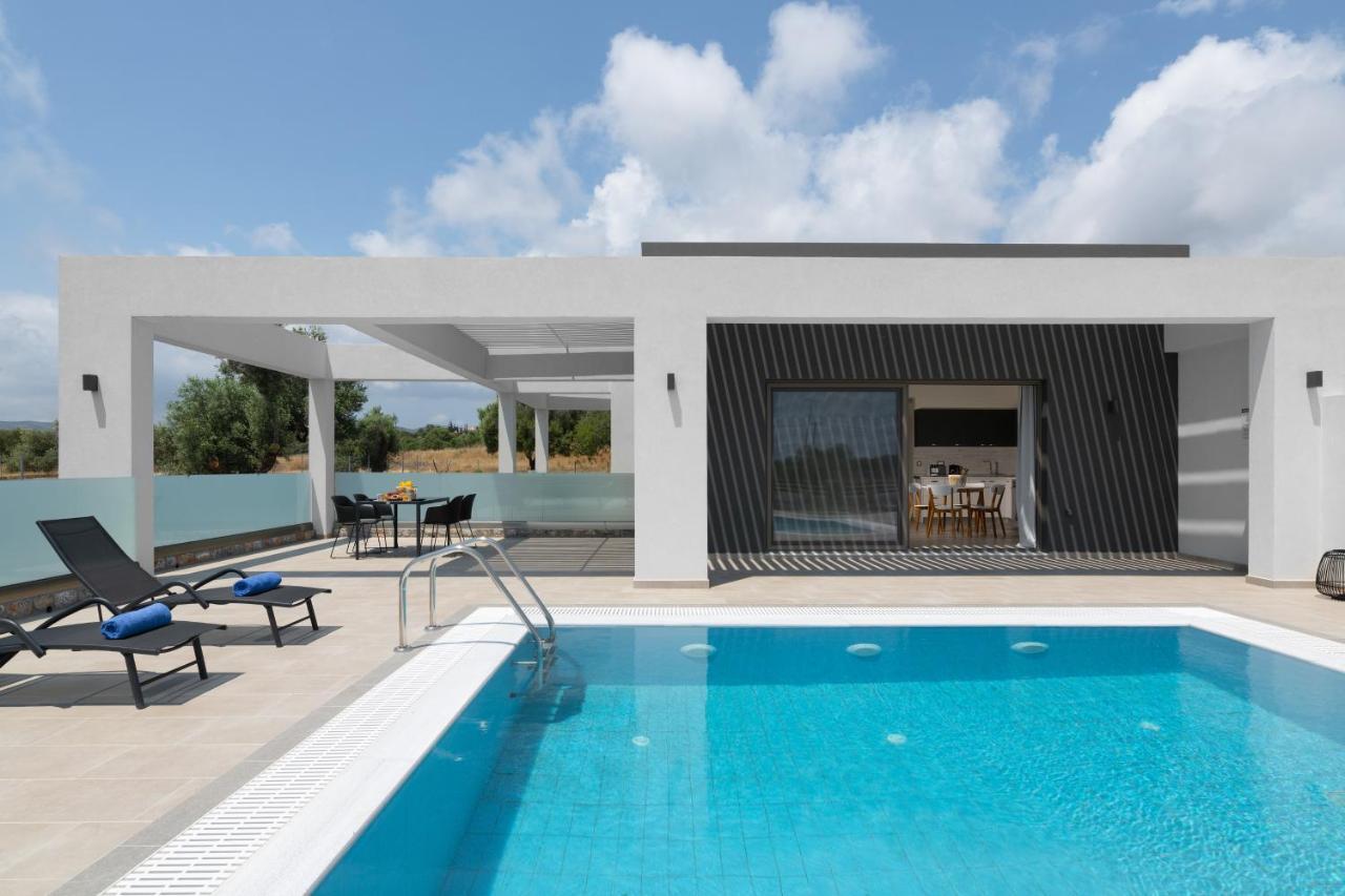 Armonia Suites Gennadi Luaran gambar