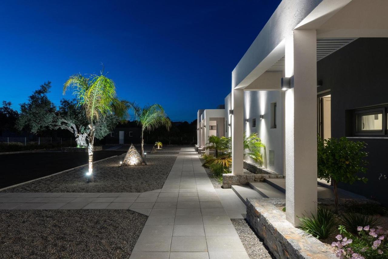 Armonia Suites Gennadi Luaran gambar