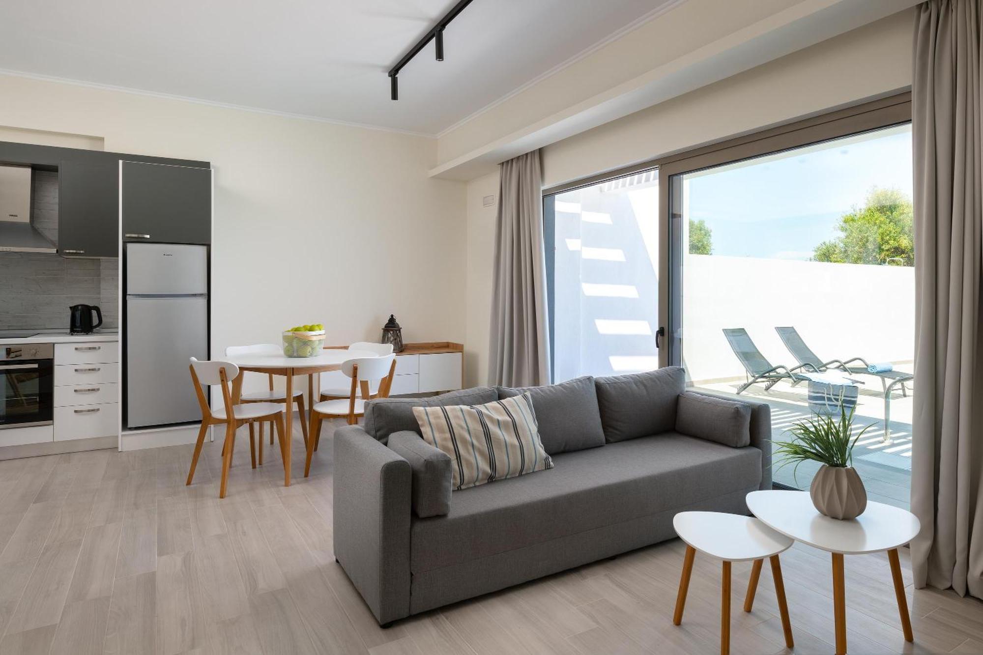 Armonia Suites Gennadi Luaran gambar