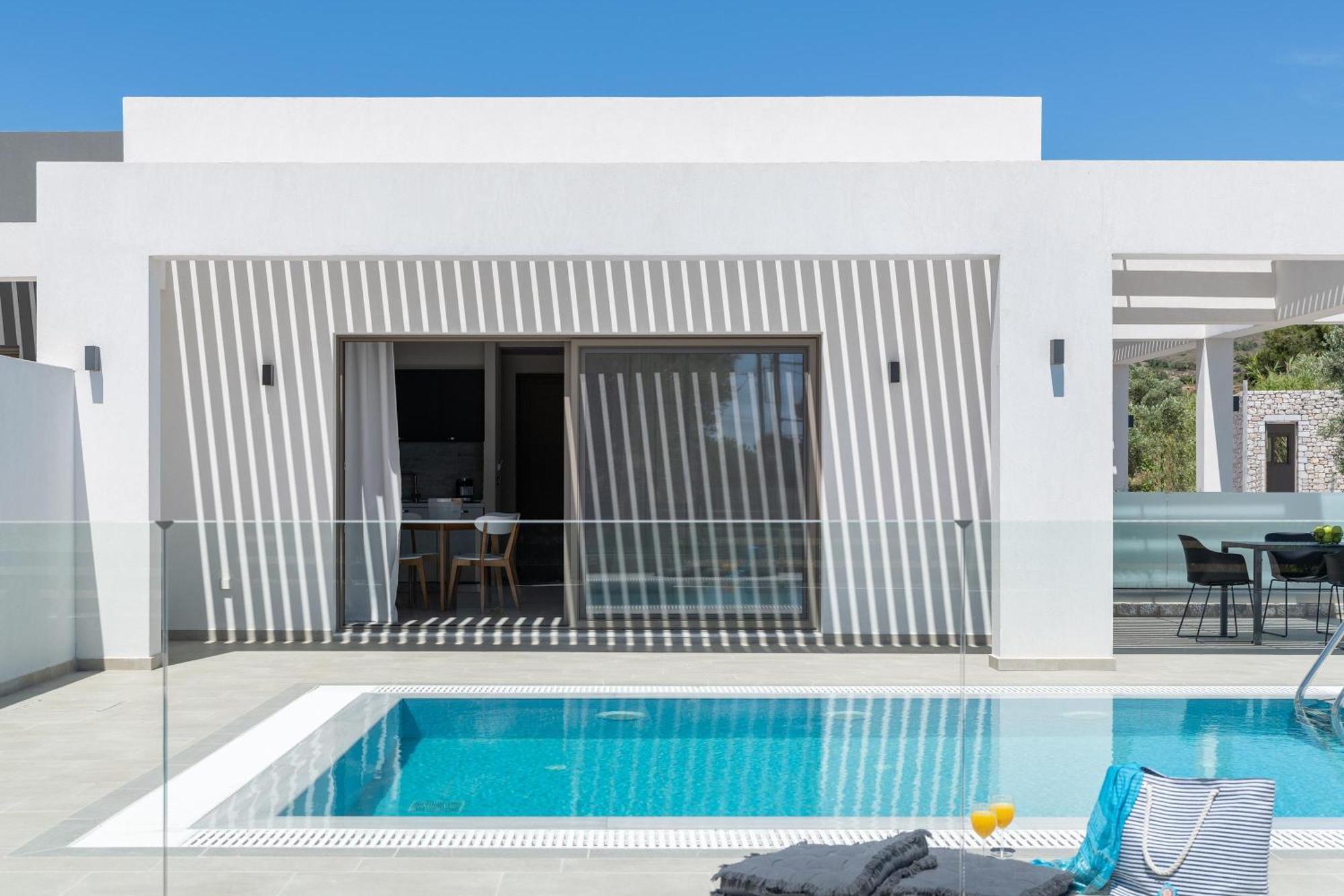 Armonia Suites Gennadi Luaran gambar