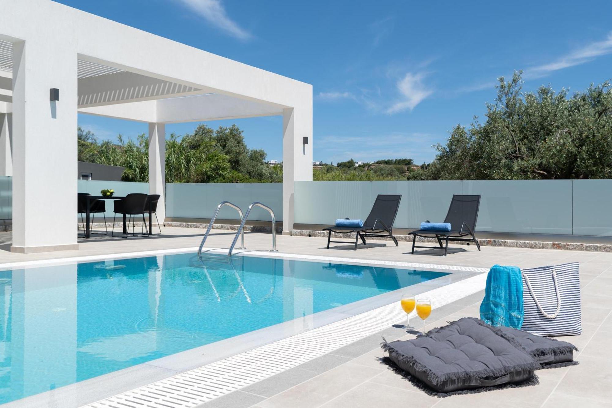 Armonia Suites Gennadi Luaran gambar