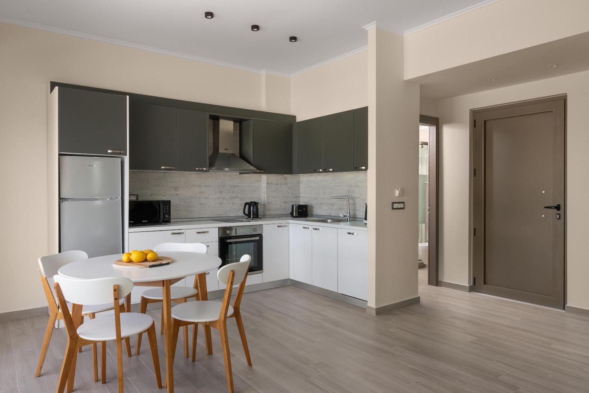 Armonia Suites Gennadi Luaran gambar